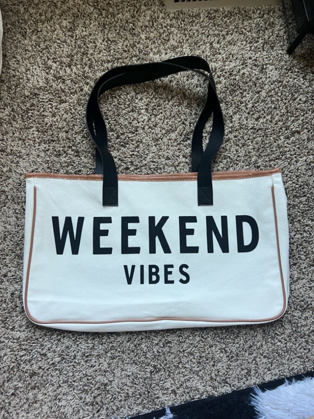 WEEKEND VIBES TOTE NWOT